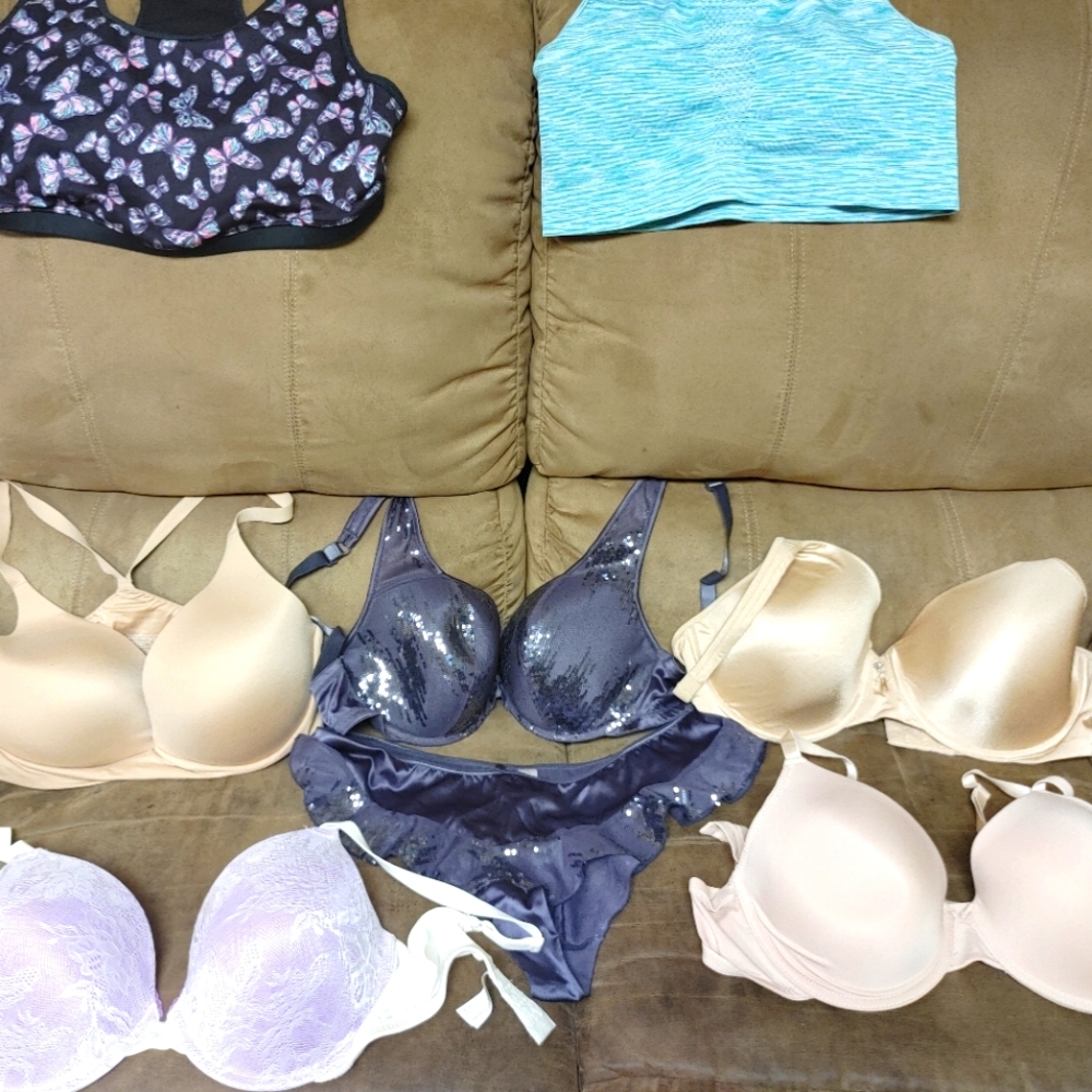 Bundle Bras sz 38D